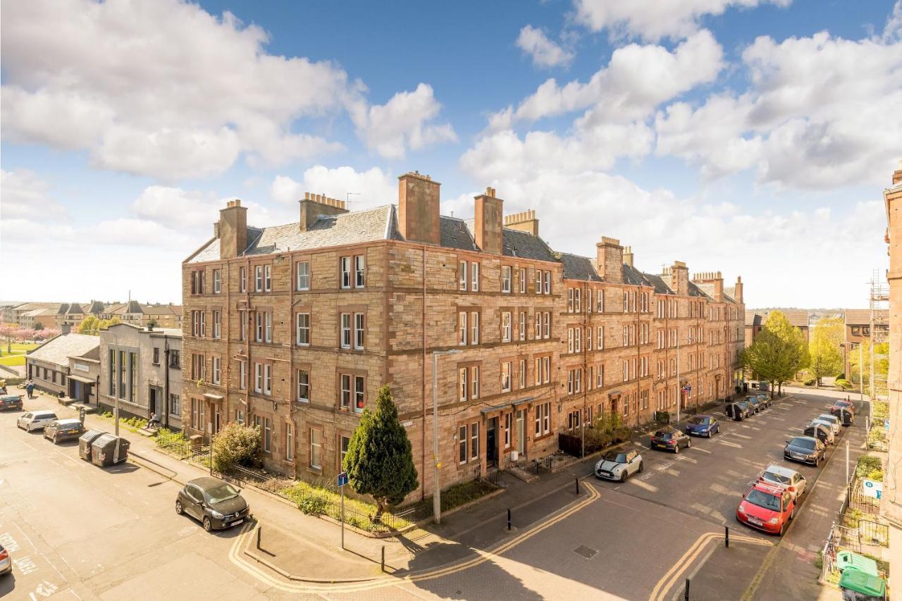 Pass The Keys Stunning 3 Bed Loft Style Apt With Free Parking Edinburgh Exterior photo