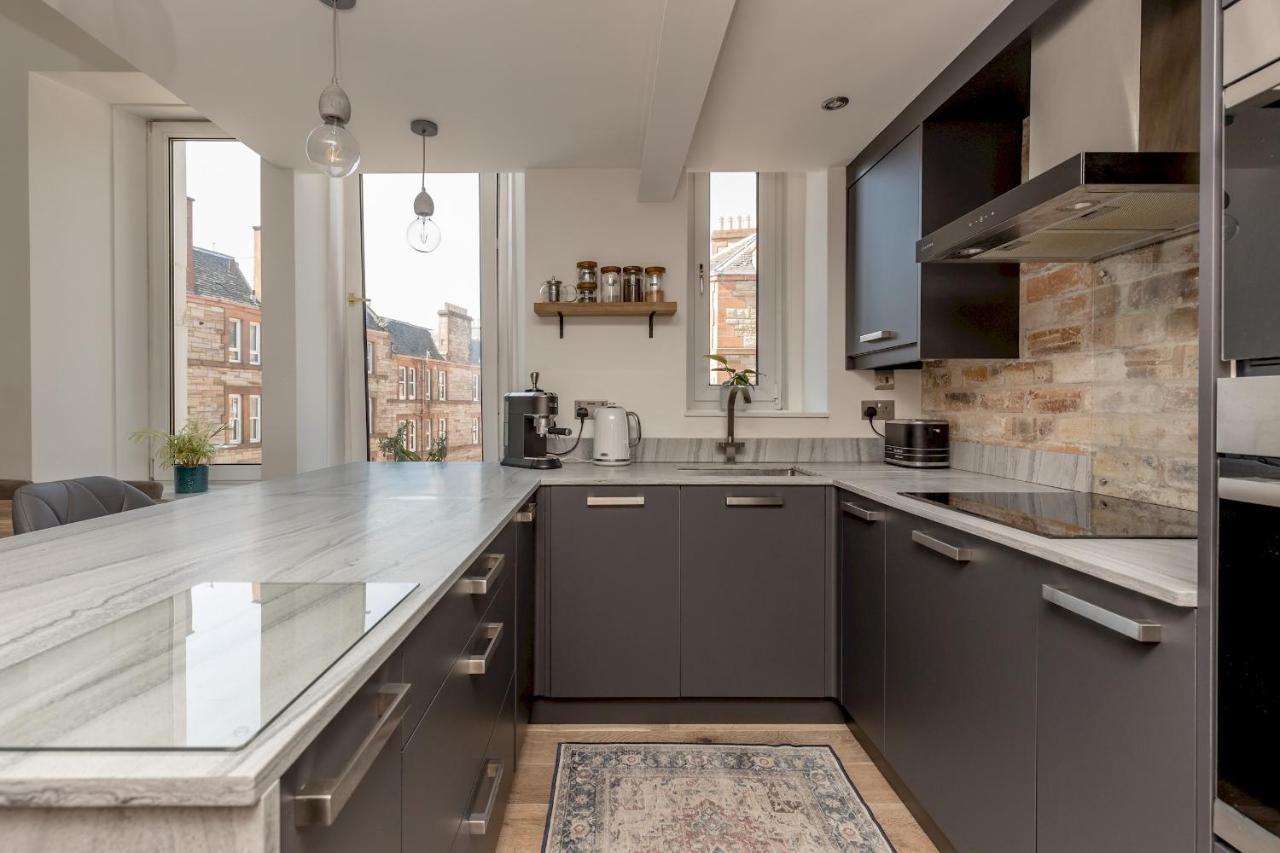 Pass The Keys Stunning 3 Bed Loft Style Apt With Free Parking Edinburgh Exterior photo